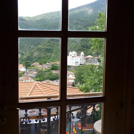 Mountain Rose & Restaurant Отель 2*
