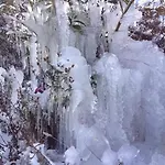 Mountain Rose & Restaurant Отель Педулас