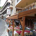 Mountain Rose & Restaurant Отель Педулас