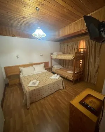 Hotel Mountain Rose & Restaurant