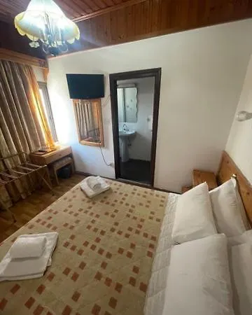 Mountain Rose & Restaurant Pedulas