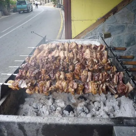 Hotel Mountain Rose & Restaurant Pedulas