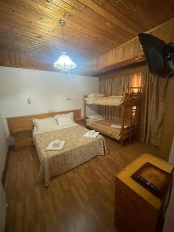 Ξενοδοχείο Mountain Rose & Restaurant