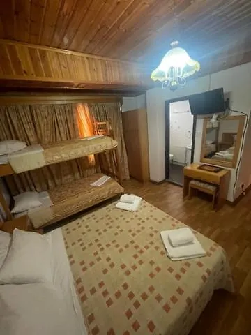 Mountain Rose & Restaurant Hotel Pedhoulas