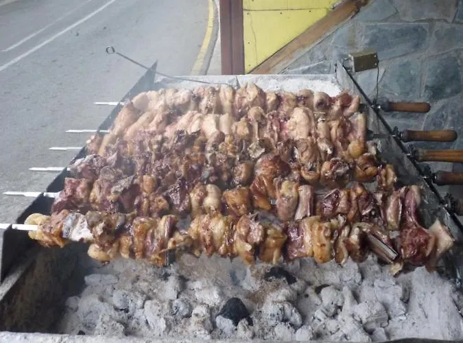 Hotel Mountain Rose & Restaurant Pedhoulas