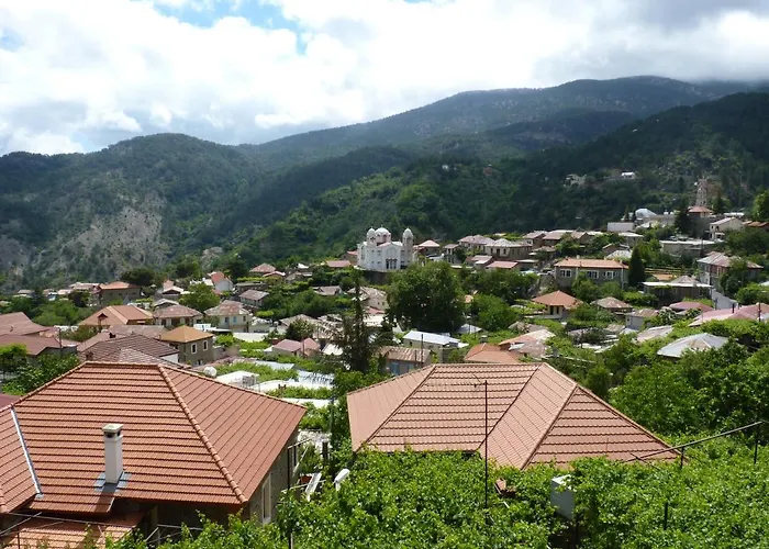 Mountain Rose & Restaurant 2* Pedhoulas