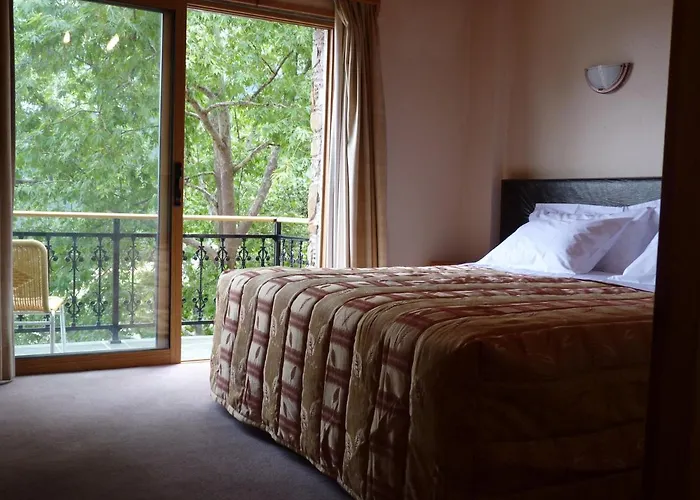 Hotel Mountain Rose & Restaurant 2*