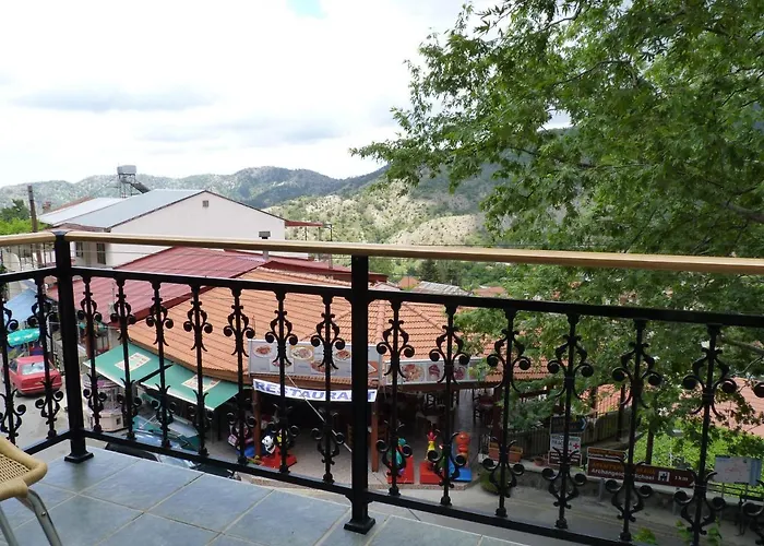 Mountain Rose & Restaurant 2* Pedhoulas