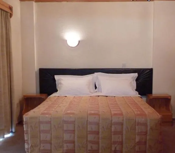 Mountain Rose & Restaurant Hotel Pedhoulas